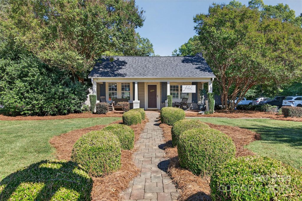 19428 Zion Avenue, Cornelius, NC 28031