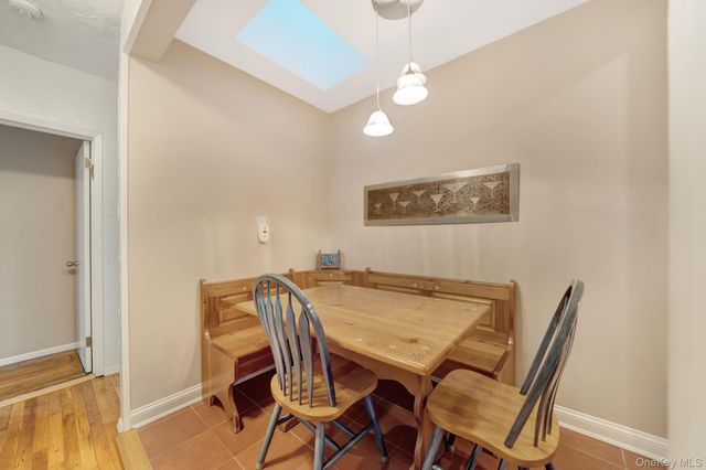 327 Wynsum Avenue, Merrick, NY 11566