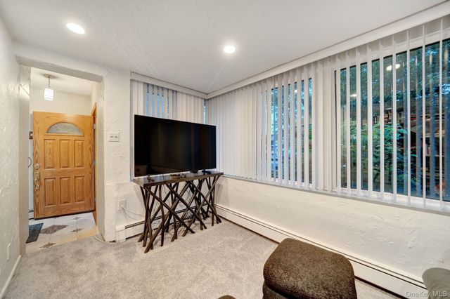 327 Wynsum Avenue, Merrick, NY 11566