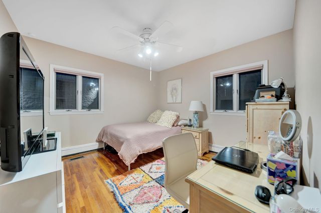 327 Wynsum Avenue, Merrick, NY 11566