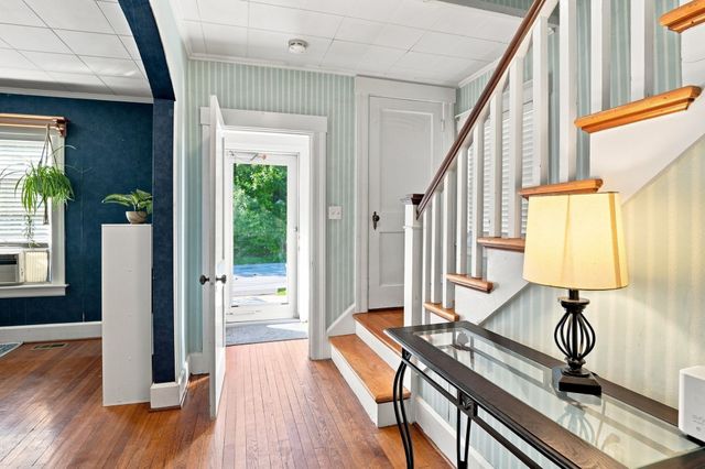 43 Klebart Avenue, Webster, MA 01570