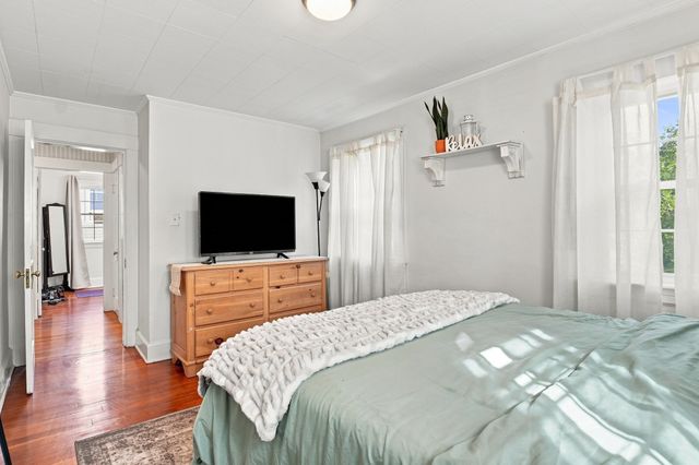43 Klebart Avenue, Webster, MA 01570