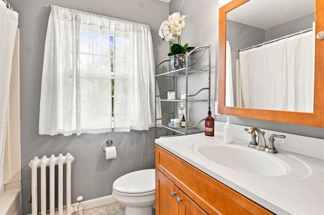 43 Klebart Avenue, Webster, MA 01570