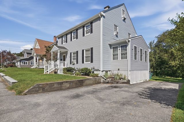 43 Klebart Avenue, Webster, MA 01570