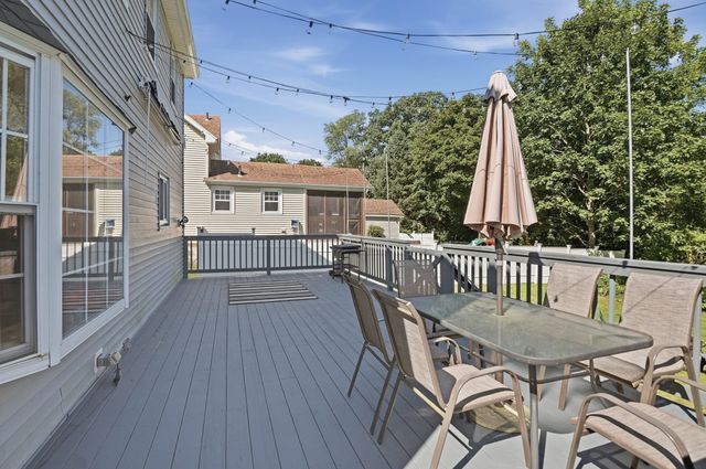 43 Klebart Avenue, Webster, MA 01570