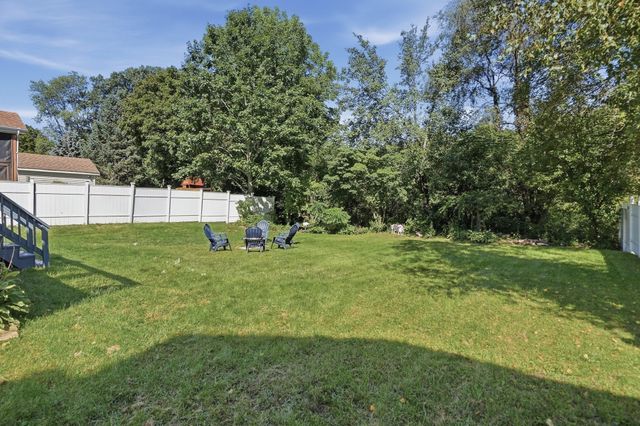 43 Klebart Avenue, Webster, MA 01570