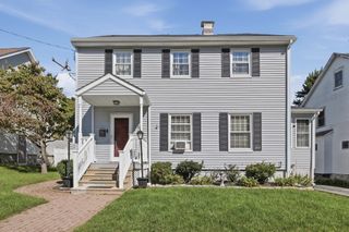 43 Klebart Avenue, Webster, MA 01570