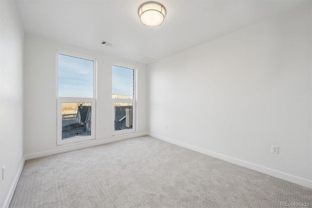 639 29th Street 301, Denver, CO 80205