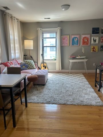 377 West Broadway 23, Boston, MA 02127