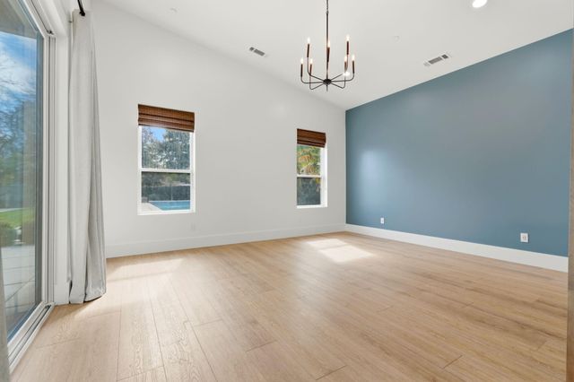 2191 N Linwood Street, Visalia, CA 93291