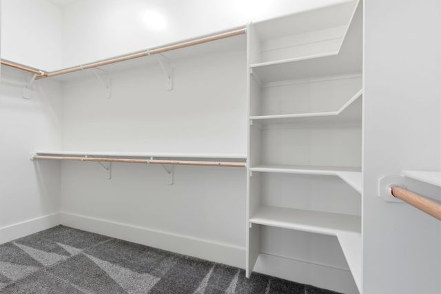 2191 N Linwood Street, Visalia, CA 93291