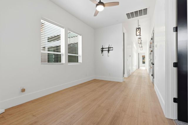 2191 N Linwood Street, Visalia, CA 93291