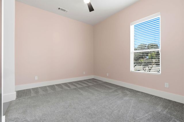 2191 N Linwood Street, Visalia, CA 93291