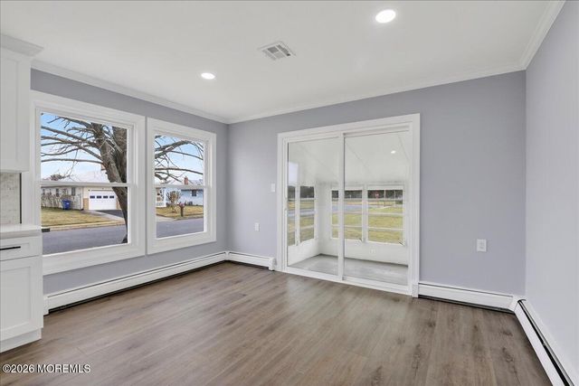2 Van Gogh Street, Toms River, NJ 08757