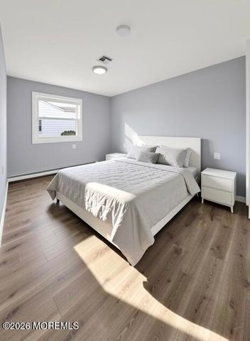 2 Van Gogh Street, Toms River, NJ 08757