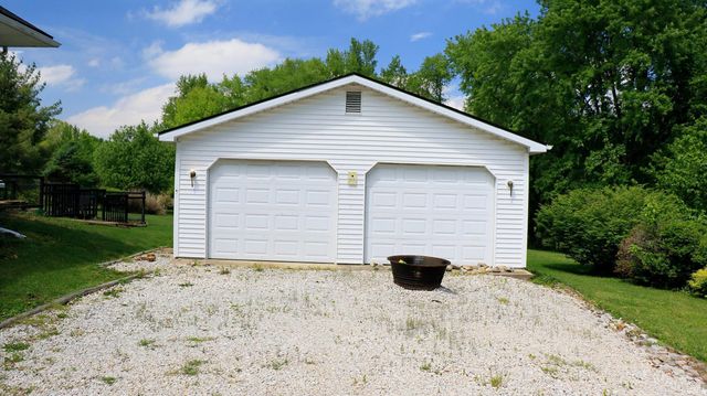 801 E Jasper Road, Winslow, IN 47598