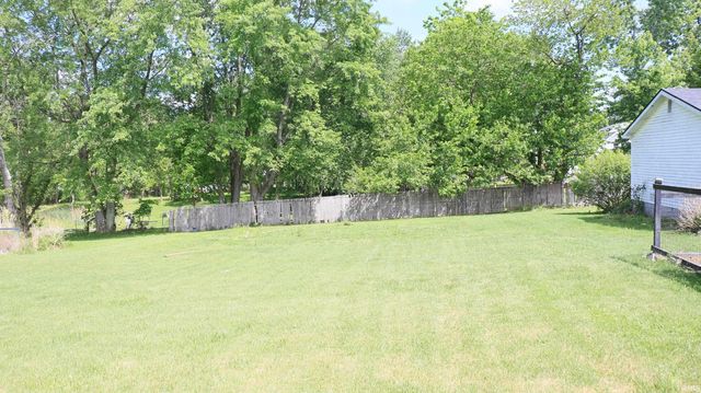 801 E Jasper Road, Winslow, IN 47598