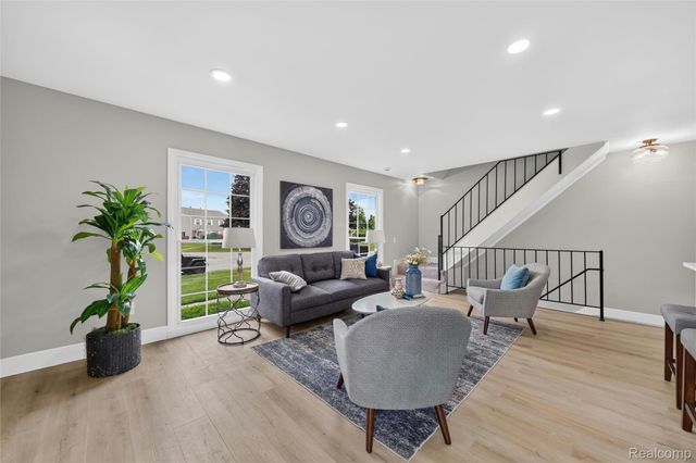 23435 Stonehenge Boulevard, Novi, MI 48375