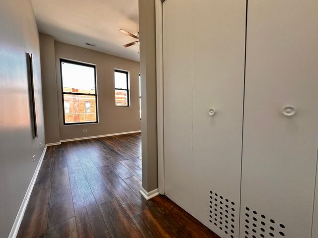 556 W 37th Street 3C, Chicago, IL 60609