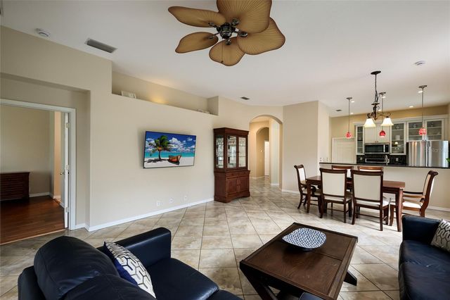 8728 52ND DRIVE E, Bradenton, FL 34211