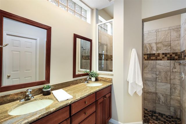 8728 52ND DRIVE E, Bradenton, FL 34211