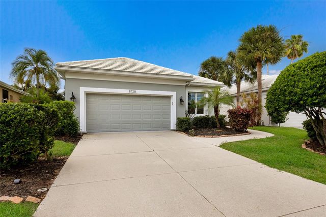8728 52ND DRIVE E, Bradenton, FL 34211