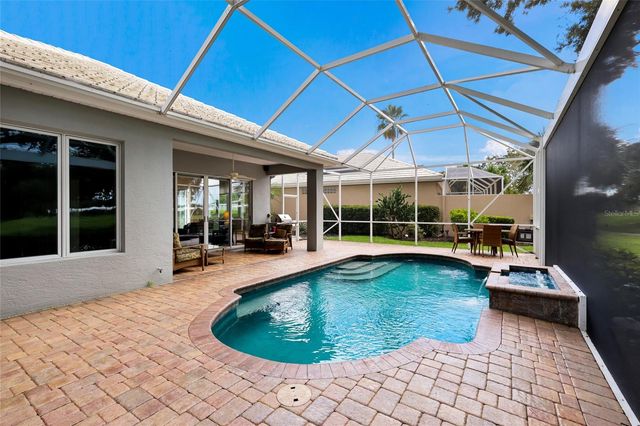 8728 52ND DRIVE E, Bradenton, FL 34211