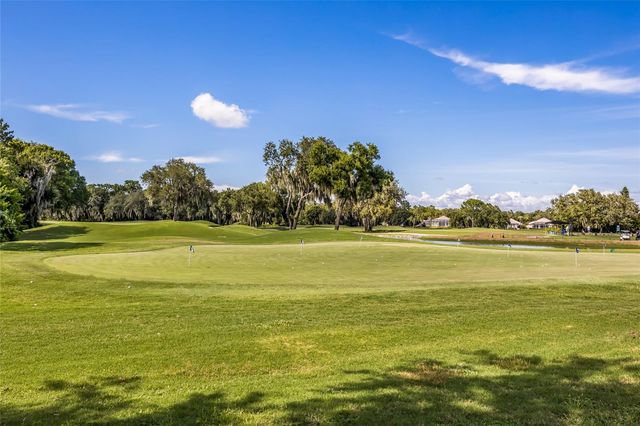 8728 52ND DRIVE E, Bradenton, FL 34211