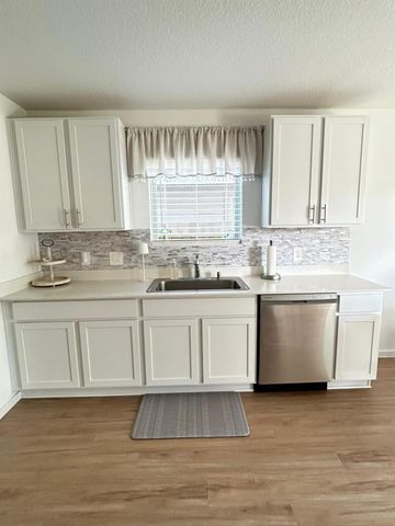14732 S Ascot Bend Circle, Conroe, TX 77306