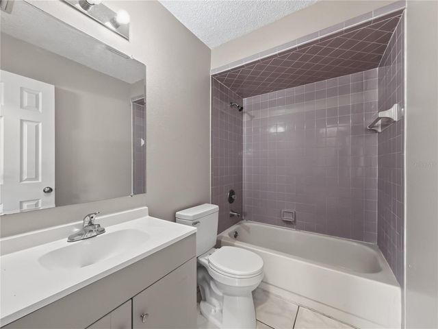 2429 CENTENNIAL BOULEVARD, Leesburg, FL 34748