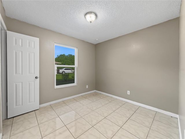 2429 CENTENNIAL BOULEVARD, Leesburg, FL 34748