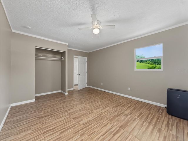 2429 CENTENNIAL BOULEVARD, Leesburg, FL 34748