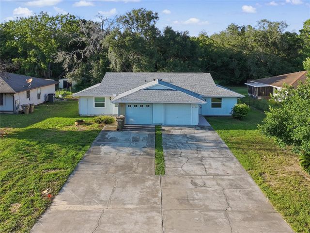 2429 CENTENNIAL BOULEVARD, Leesburg, FL 34748