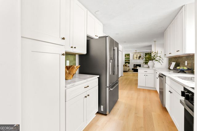 2196 Lunceford Lane, Lilburn, GA 30047