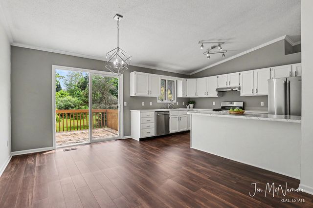 4050 Rector Street NE, Rockford, MI 49341