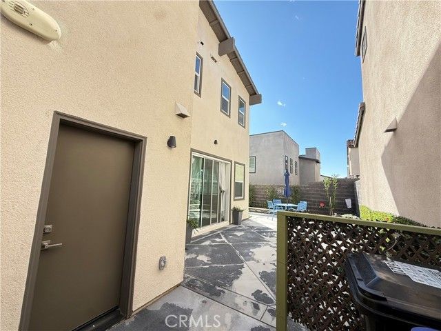 15820 Caterpillar, Fontana, CA 92336