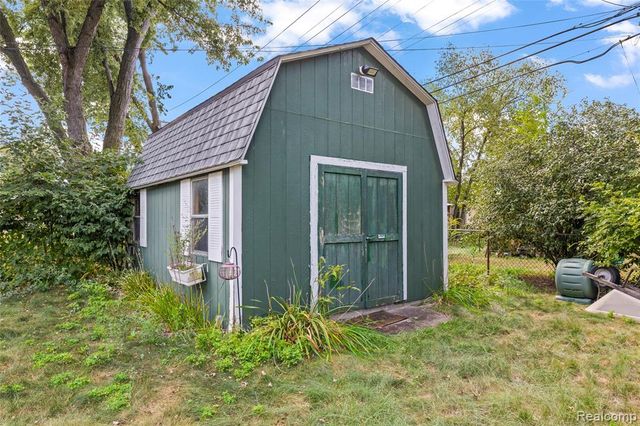 5839 Yale Street, Westland, MI 48185