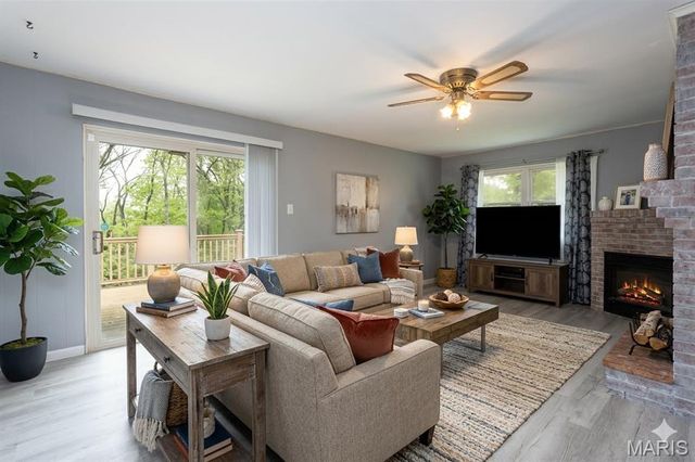 14145 Old Jamestown Road, Black Jack, MO 63033