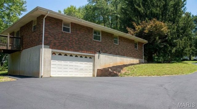 14145 Old Jamestown Road, Black Jack, MO 63033
