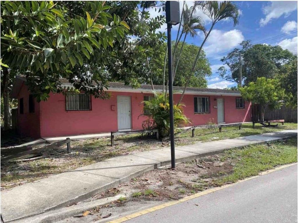 1500 NW 2nd Avenue, Fort Lauderdale, FL 33311