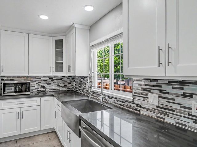 2901 Moss Hollow Drive 2901, San Jose, CA 95121