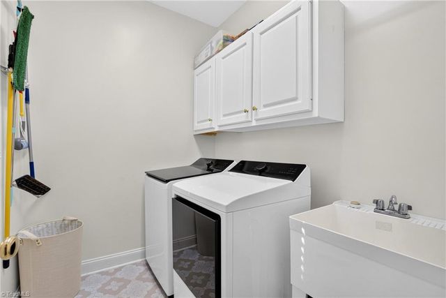704 Glendevon Court N, Whitsett, NC 27377