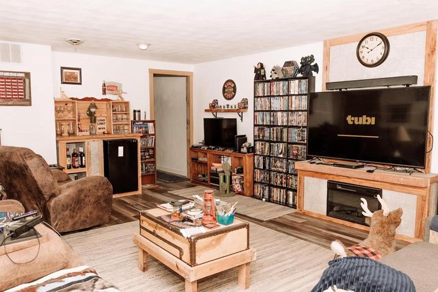 1202 E Iowa Street, Prairie Du Chien, WI 53821