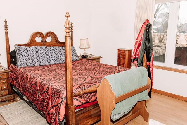 1202 E Iowa Street, Prairie Du Chien, WI 53821