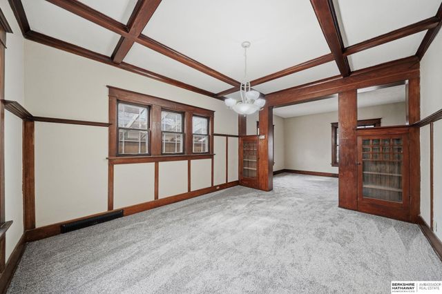 1430 S 10th Street, Lincoln, NE 68502