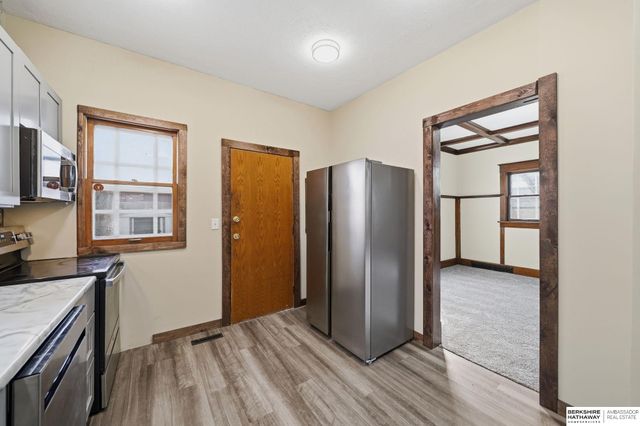 1430 S 10th Street, Lincoln, NE 68502