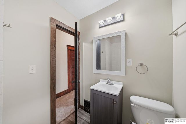 1430 S 10th Street, Lincoln, NE 68502