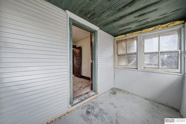 1430 S 10th Street, Lincoln, NE 68502