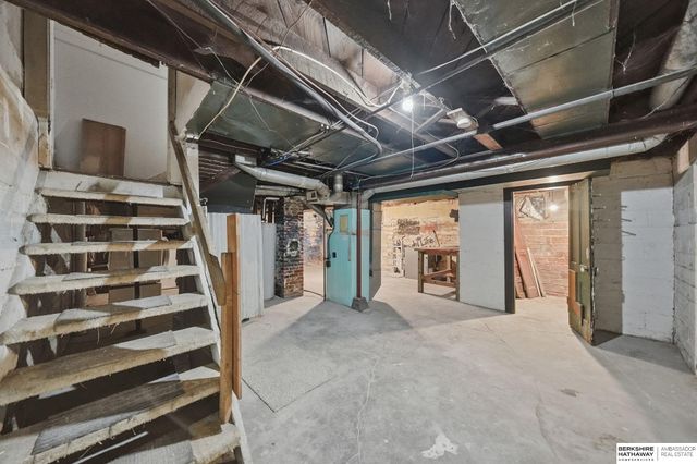 1430 S 10th Street, Lincoln, NE 68502