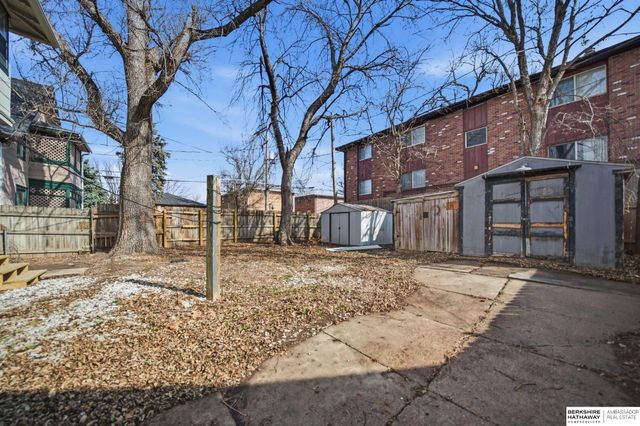 1430 S 10th Street, Lincoln, NE 68502